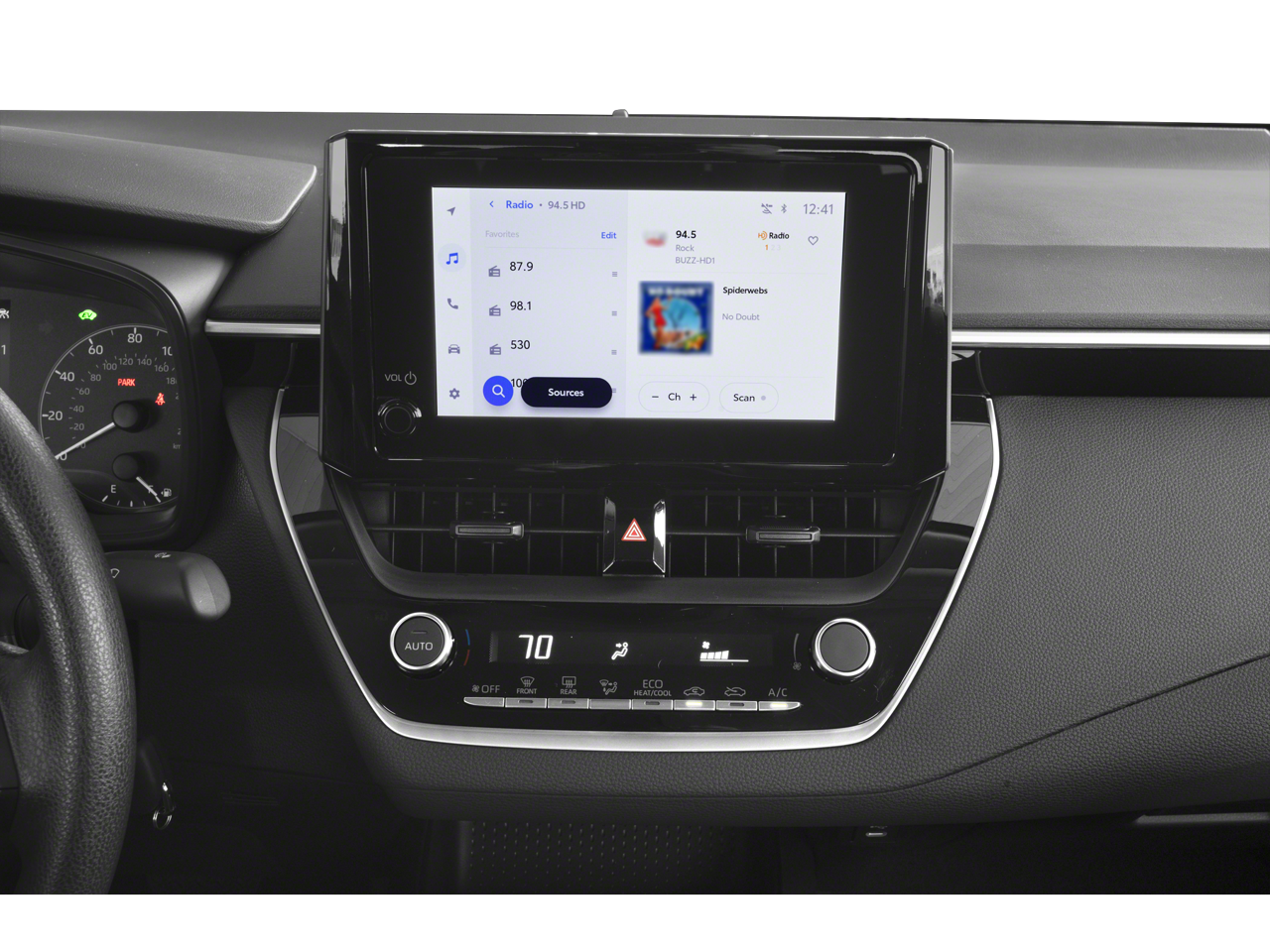 2024 Toyota Corolla Hybrid SE