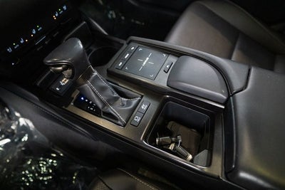 2019 Lexus ES 300h Luxury