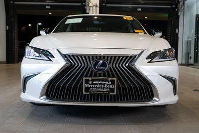 2019 Lexus ES 300h Luxury