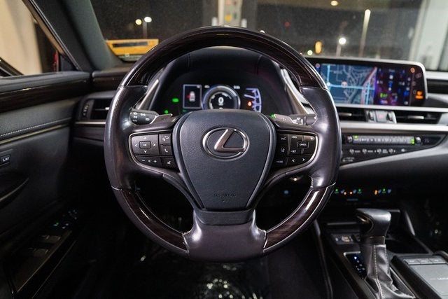 2019 Lexus ES 300h Luxury
