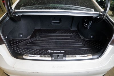 2019 Lexus ES 300h Luxury