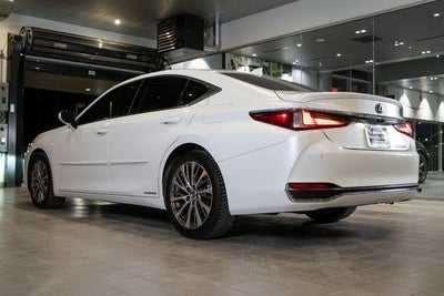 2019 Lexus ES 300h Luxury