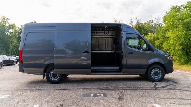 2025 Mercedes-Benz Sprinter 2500 Cargo 170 WB High Roof