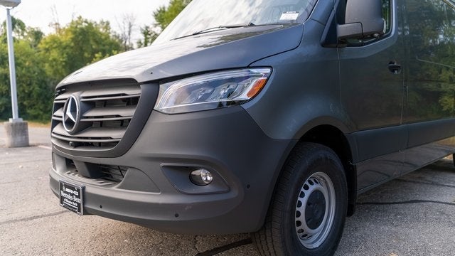 2025 Mercedes-Benz Sprinter 2500 Cargo 170 WB High Roof