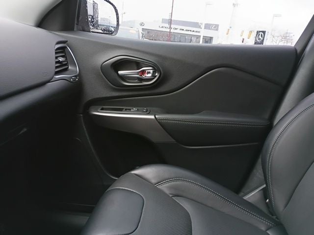 2022 Jeep Cherokee Latitude Lux