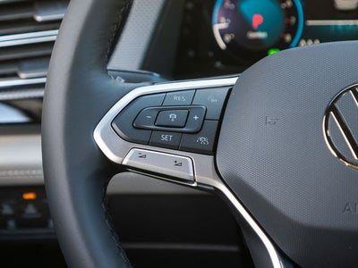 2026 Volkswagen Atlas Cross Sport 2.0T SEL R-Line Black