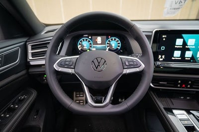 2026 Volkswagen Atlas Cross Sport 2.0T SEL R-Line Black