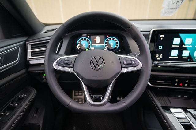 2026 Volkswagen Atlas Cross Sport 2.0T SEL R-Line Black