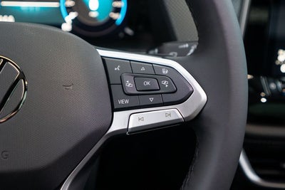 2026 Volkswagen Atlas Cross Sport 2.0T SEL R-Line Black