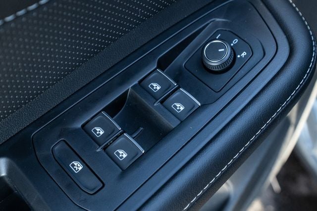 2026 Volkswagen Atlas Cross Sport 2.0T SEL