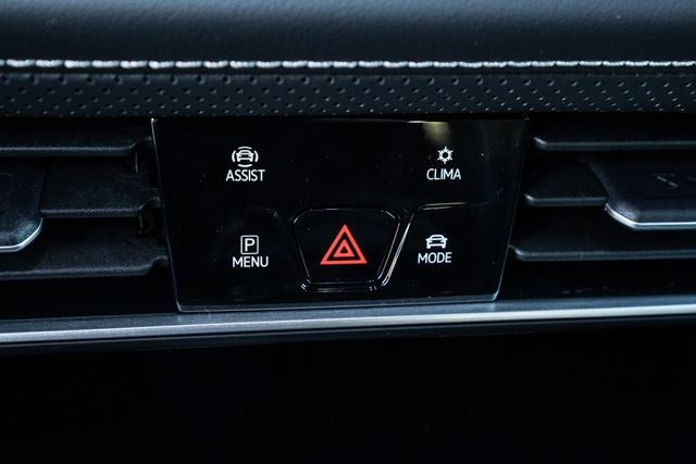 2026 Volkswagen Atlas Cross Sport 2.0T SEL