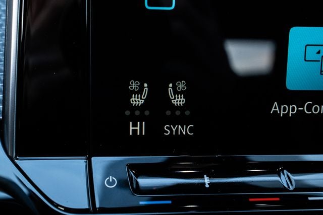 2026 Volkswagen Atlas Cross Sport 2.0T SEL