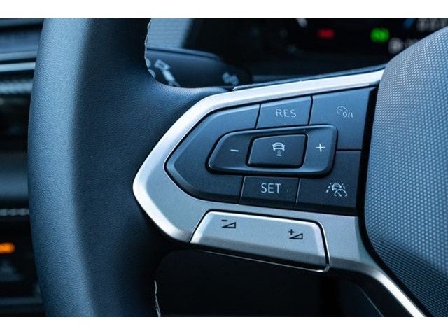 2026 Volkswagen Atlas Cross Sport 2.0T SEL