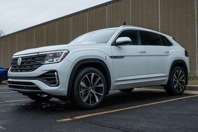 2026 Volkswagen Atlas Cross Sport 2.0T SEL Premium R-Line