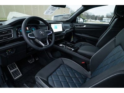 2026 Volkswagen Atlas Cross Sport 2.0T SEL Premium R-Line