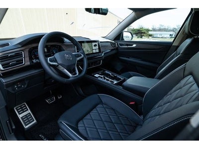 2026 Volkswagen Atlas 2.0T SEL Premium R-Line