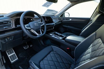 2026 Volkswagen Atlas 2.0T SEL Premium R-Line