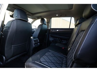 2026 Volkswagen Atlas 2.0T SEL Premium R-Line