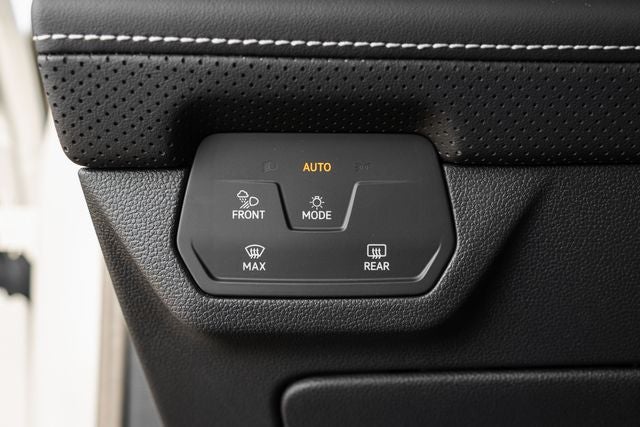 2026 Volkswagen Atlas 2.0T SE w/ Technology