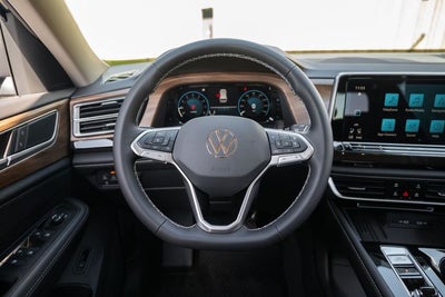 2026 Volkswagen Atlas 2.0T SE w/ Technology