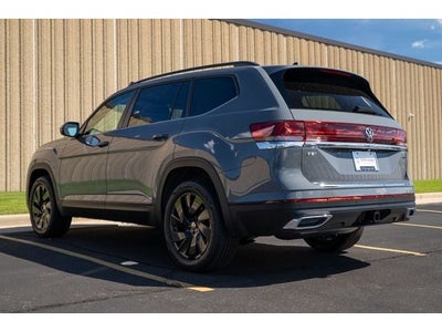 2026 Volkswagen Atlas 2.0T SE w/ Technology