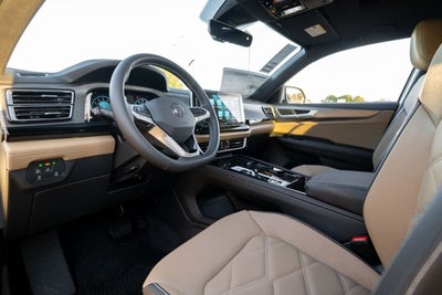 2026 Volkswagen Atlas Cross Sport 2.0T SE w/Technology