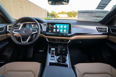 2026 Volkswagen Atlas Cross Sport 2.0T SE w/Technology