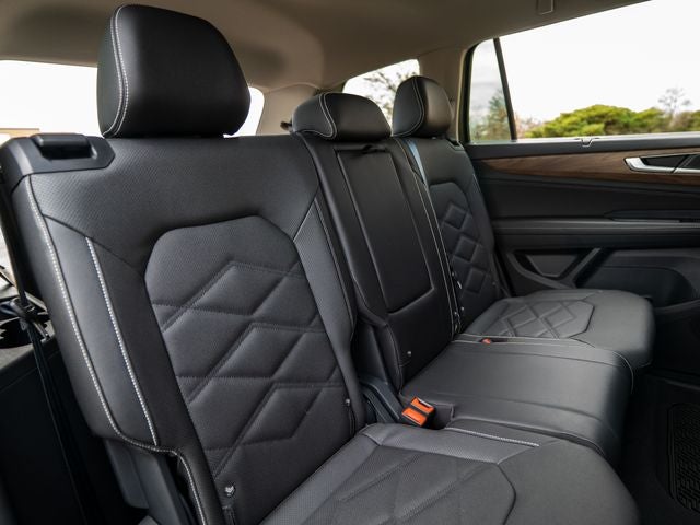 2026 Volkswagen Atlas 2.0T SE w/ Technology