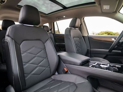 2026 Volkswagen Atlas 2.0T SE w/ Technology