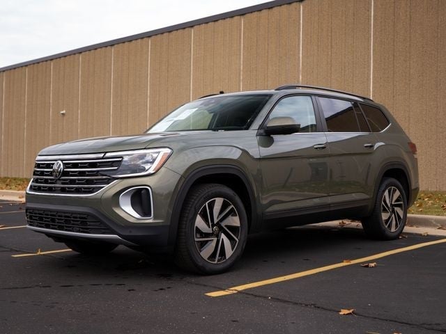 2026 Volkswagen Atlas 2.0T SE w/ Technology