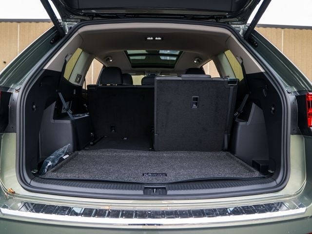 2026 Volkswagen Atlas 2.0T SE w/ Technology