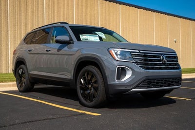 2026 Volkswagen Atlas 2.0T SE w/ Technology