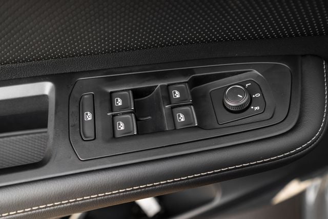 2026 Volkswagen Atlas 2.0T SE w/ Technology