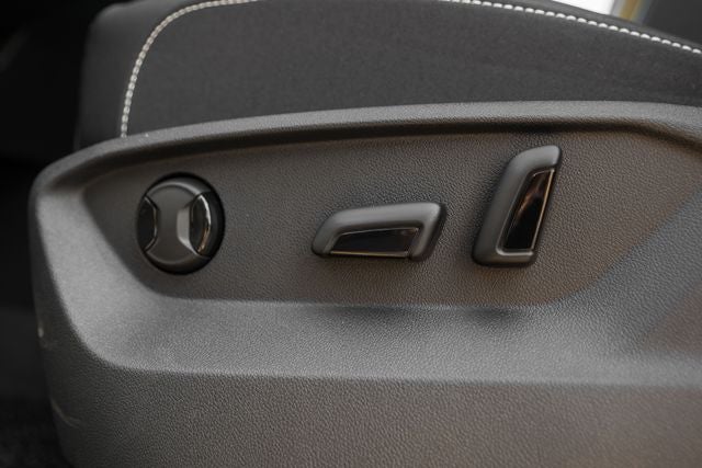 2026 Volkswagen Atlas 2.0T SE w/ Technology