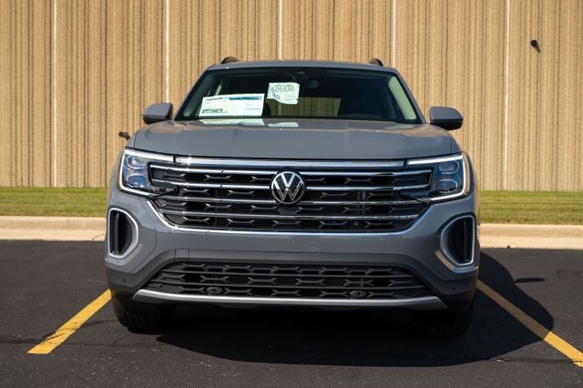 2026 Volkswagen Atlas 2.0T SE w/ Technology
