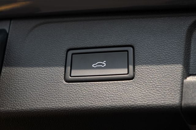 2026 Volkswagen Atlas 2.0T SE w/ Technology