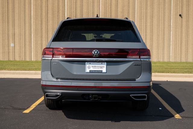 2026 Volkswagen Atlas 2.0T SE w/ Technology