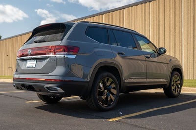 2026 Volkswagen Atlas 2.0T SE w/ Technology