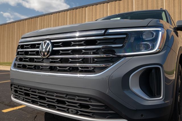 2026 Volkswagen Atlas 2.0T SE w/ Technology