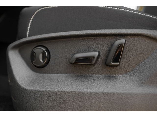 2026 Volkswagen Atlas 2.0T SE w/ Technology