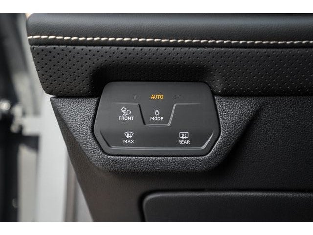 2026 Volkswagen Atlas 2.0T SE w/ Technology