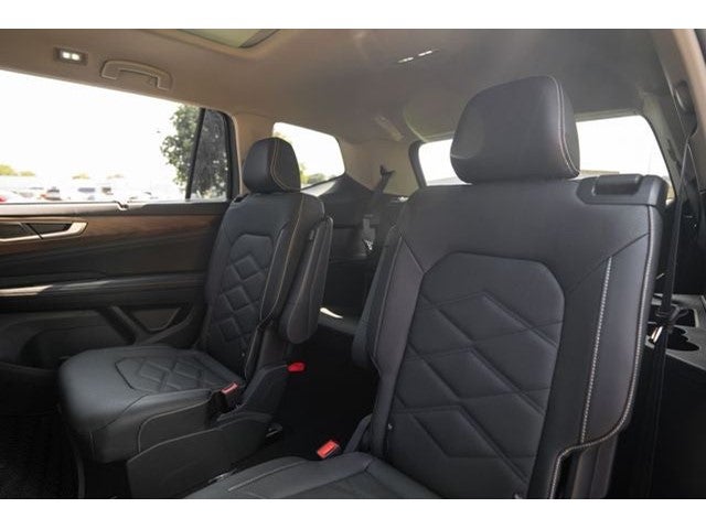 2026 Volkswagen Atlas 2.0T SE w/ Technology