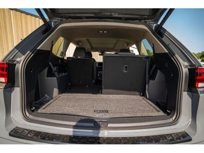 2026 Volkswagen Atlas 2.0T SE w/ Technology