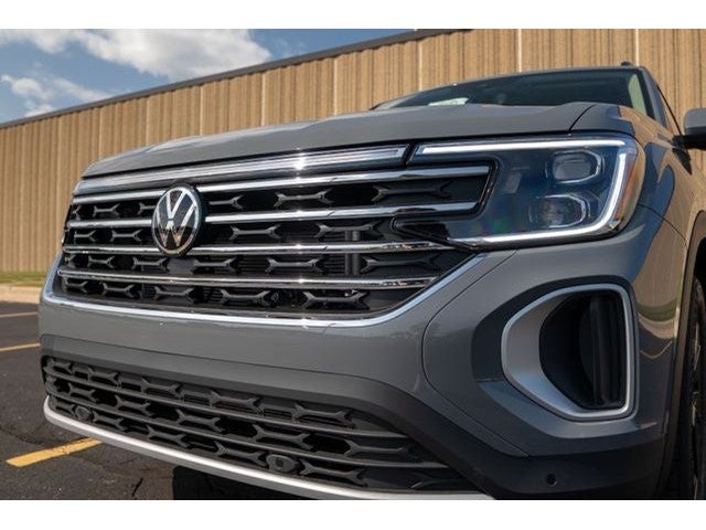 2026 Volkswagen Atlas 2.0T SE w/ Technology