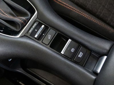 2024 Honda HR-V Sport w/o BSI