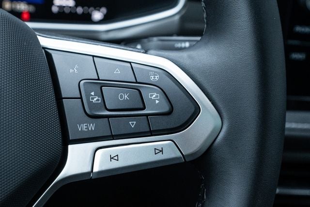 2026 Volkswagen Taos 1.5T SE Black