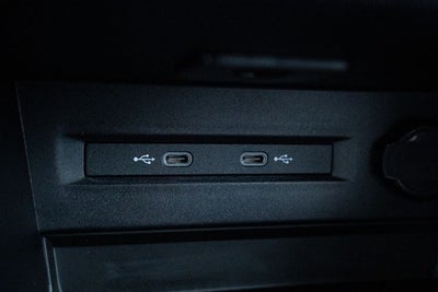 2026 Volkswagen Taos 1.5T SE Black