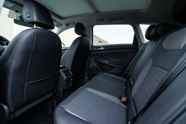 2026 Volkswagen Taos 1.5T SE Black