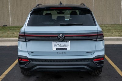 2026 Volkswagen Taos 1.5T SE Black