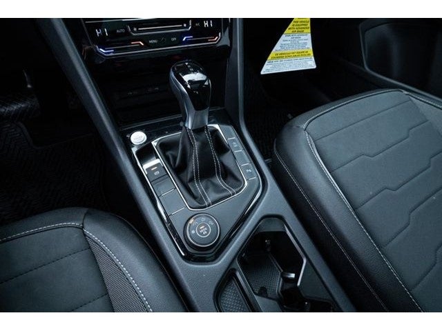 2026 Volkswagen Taos 1.5T SE Black